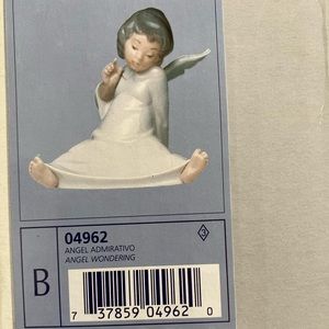 Lladro wondering angel # 04962